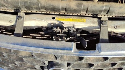 2000-2006 Nissan Sentra Hood Latch Assembly With Bracket Oem 625004Z430