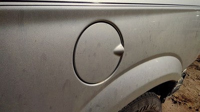 01-07 Caravan Fuel Tank Door Wth Hinge Gas Lid Filler Ps2 Bright Silver Metallic