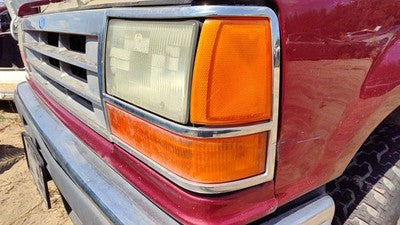 1991-1994 Ford Explorer Driver Left Head Light Oem Front With Turn Signal Trim
