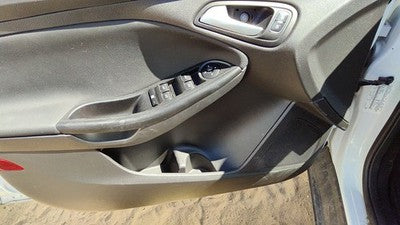 15-18 Ford Focus Driver Left Front Door Trim Panel With Master Switch Black Yw