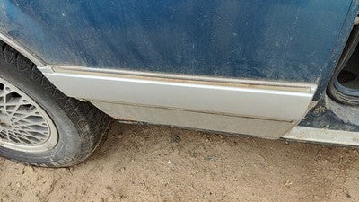 1989 Olds Cutlass Calais Passenger Right Rear Moulding On Quarter Panel 2 Door