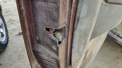 1983 Gmc Sierra C3500 Driver Left Front Door Latch With Rods/Cables Oem