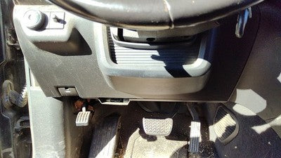 2009-2010 Gmc Acadia Lower Dash Under Column Knee Bolster Trim Panel Oem Black