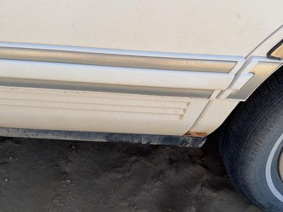 94 Town Car Driver Left Rear Moulding From Door Oem Back Trim Strip White Wt