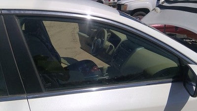 2013-2018 Nissan Altima Passenger Right Front Side Window Door Glass Oem