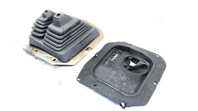1996 Nissan Pickup Hardbody Shifter Boot Assembly Oem 4X4 Mt