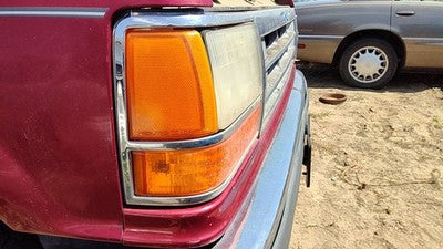 1991-94 Ford Explorer Passenger Right Head Light Oem Front With Turn Signal Trim