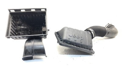 2004-2007 Jeep Liberty Complete Air Intake Filter Box Housing With Tube Oem 3.7L