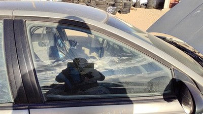 1996-2000 Saturn Sl1 Passenger Right Front Side Window Door Glass Oem 21098674