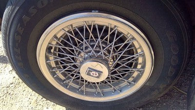 1984-1985 Olds 88 15" Wheel Cover Oem Wire Type Hub Cap Factory Spoke Design