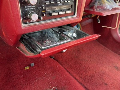 1986-1988 Olds 88 Ash Tray Assembly Oem Slide Out Dash Red 25532007