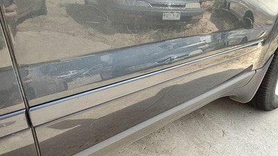 09-17 Traverse Passenger Right Front Moulding From Door Oem Trim 57u Cyber Gray