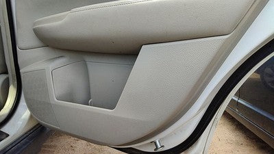 12 Subaru Legacy Outback Passenger Right Rear Door Trim Panel Wth Switches Ivory