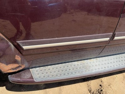04-05 Durango Passenger Rear Moulding From Door Back Trim Strip Molten Red Pr8