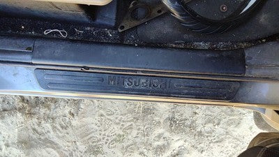 04 Mitsubishi Endeavor Passenger Right Lower Kick Trim Panel Oem 02q Sand Blast