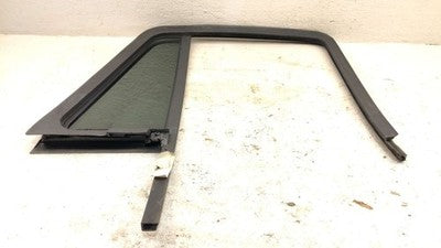 02-09 Trail Blazer Driver Left Rear Vent Window Back Door Glass With Frame Oem
