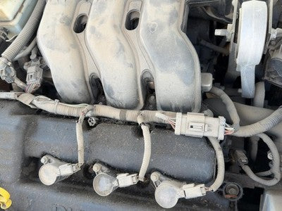 05-07 Fivehundred Complete Fuel Rail With Injectors Set Loaded Oem 3.0L Dohc