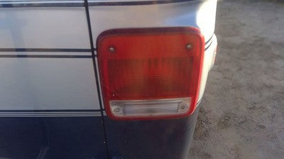 1989 Chevy G20 Van Passenger Right Tail Light Brake Lamp Oem Rear 05977496
