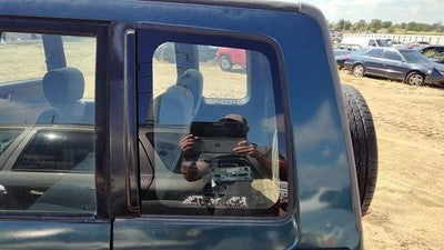 1991-1998 Suzuki Sidekick Driver Left Rear Quarter Glass Back Side Window Oem