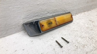 84-91 Grand Wagoneer Driver Left "Front Turn Signal" Light Lamp Fender Mounted