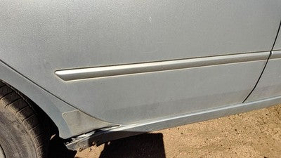 06-08 Sonata Passenger Right Rear Moulding From Door Back Trim H1 Silver Blue