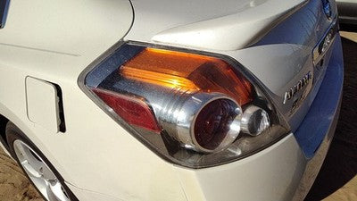 2007-2009 Nissan Altima Driver Left Tail Light Brake Lamp Oem Rear 26555Zn50a