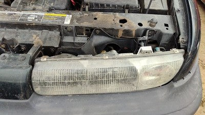 1996-1998 Saturn Sl1 Driver Left Head Light With Bracket Oem Lamp 21111169