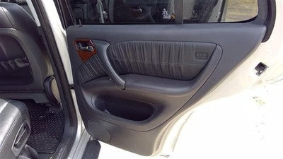 2000-2005 Mercedes Ml500 Passenger Right Rear Back Inside Door Trim Panel Gray
