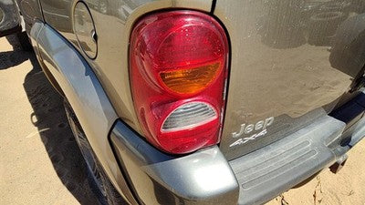 2002-2004 Jeep Liberty Driver Left Tail Light Brake Lamp Oem Rear 55155829Ah