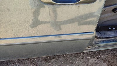 07 Caravan Passenger Right Rear Moulding From Door Back Trim Strip Magnesium Ppk