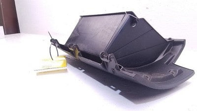 2006 Mitsubishi Endeavor Glove Box