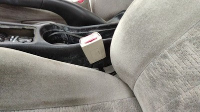 1999 Saturn Sl2 Driver Left Front Seat Belt Buckle Receiver Oem Gray