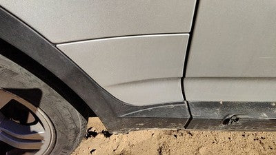 2004 Bmw X3 Driver Left Moulding From Fender Oem Trim Strip Silver