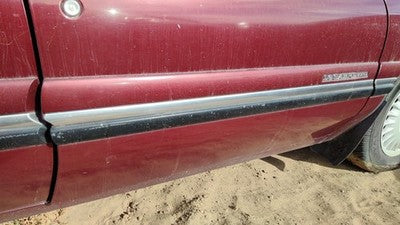 98 Buick Lesabre Passenger Right Front Moulding From Door Trim 51B Bordeaux Red