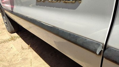 2005 Ford Explorer Passenger Right Front Moulding From Door Oem Trim Strip
