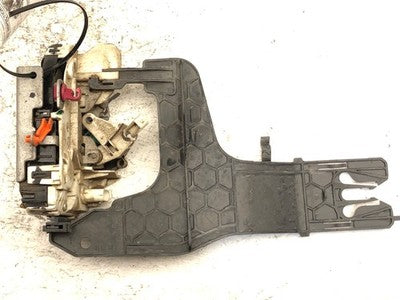 2013 Dodge Ram 1500 Driver Left Front Door Latch With Mount Bracket Standard Cab