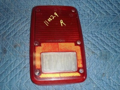 1983-1993 Dodge Van 1500 Oem Brake Lamp Passenger Right Tail Light Lens Only