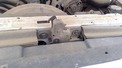 1992-1997 Ford F450 Hood Latch Assembly With Bracket Oem F4tz16138b