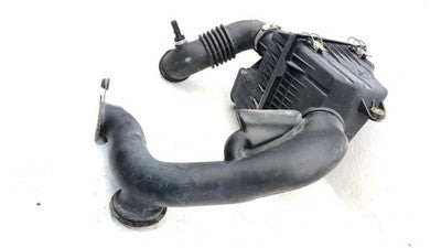 2005 Mazda Tribute Complete Air Intake Filter Box Housing With Tube Oem 2.3L