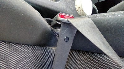 2016-2019 Nissan Versa Driver Left Front Seat Belt Buckle Receiver Charcoal G
