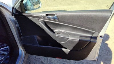 2007-2010 Vw Passat Passenger Right Front Door Trim Panel With Switches Qq Black