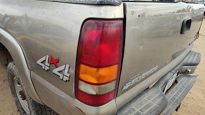 1999-2001 Chevy Silverado 2500 Driver Left Tail Light Brake Lamp Oem Rear