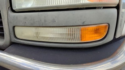 1999-2007 Sierra 2500 Hd Driver Left Front Turn Signal Light Lamp Oem 15199560