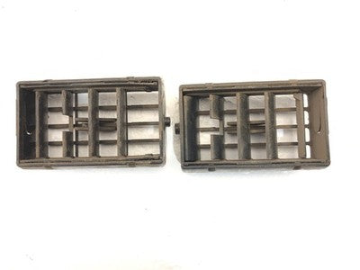 1989 Ford F350 Pair Of Dash Heater Ac Vents Oem Passenger Side Vents