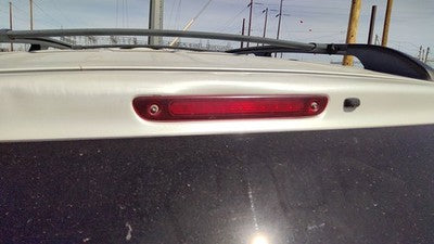 2004 Toyota Sienna Third Brake Light Middle Lamp Oem