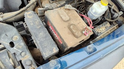 2002 Jeep Liberty Complete Battery Box Mount Tray Oem 3.7L 55360084Ab
