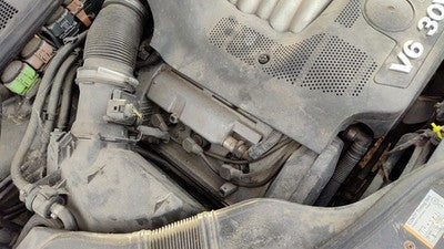 1998-2005 Vw Passat Passenger Right Valve Cover Oem 2.8L 78103472R
