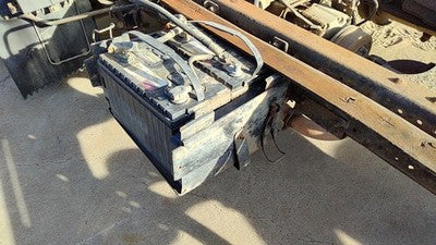 1996 Isuzu Npr Complete Battery Box Mount Tray With Hold Down Oem 4Bd2 3.9L