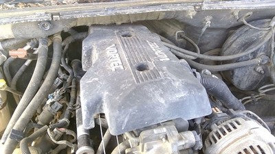 2000 Chevy Suburban Engine Cover Top Plastic Shield OEM 5.3L