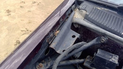 93-96 Cadillac Fleetwood Passenger Right Hood Hinge Assembly Oem Maroon 10109664